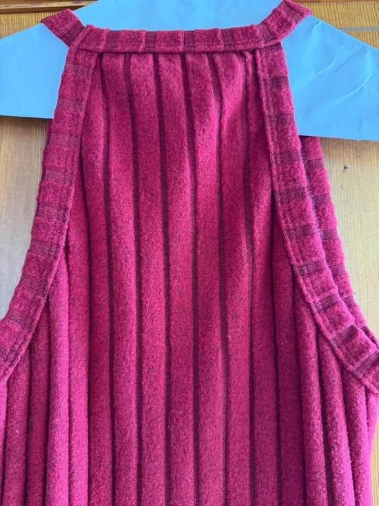 Sleeveless Ribbed Maxi Dress in Burgundy - Unbranded - Picture 2 of 3